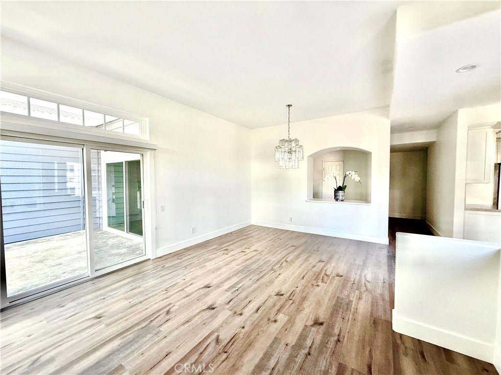 MLS #OC25181911 image #21