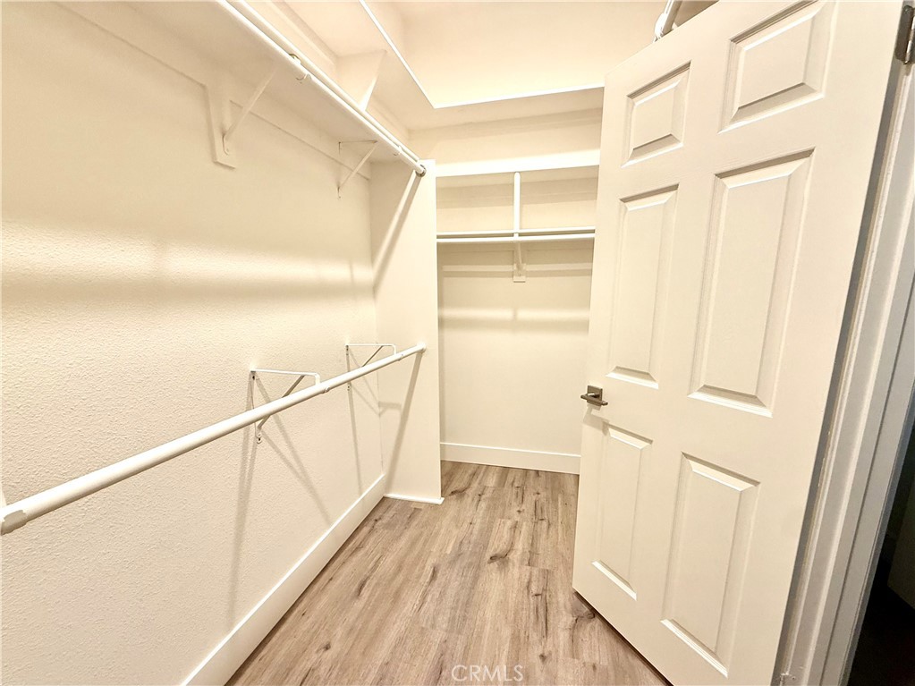 MLS #OC25181911 image #26