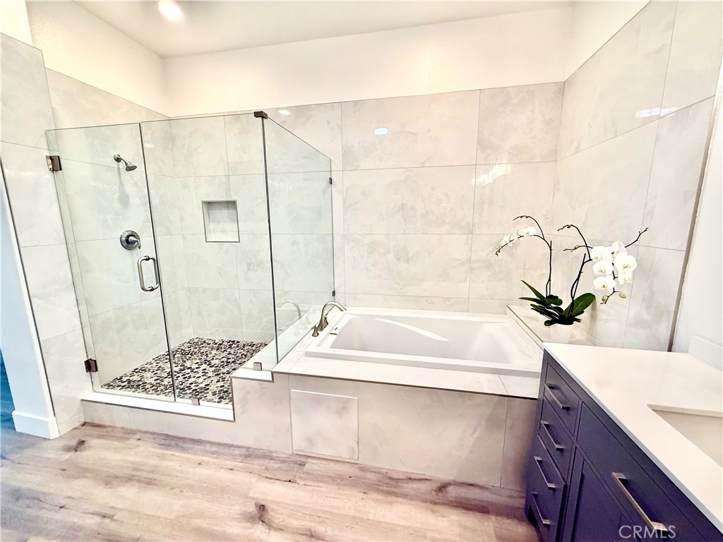 MLS #OC25181911 image #27