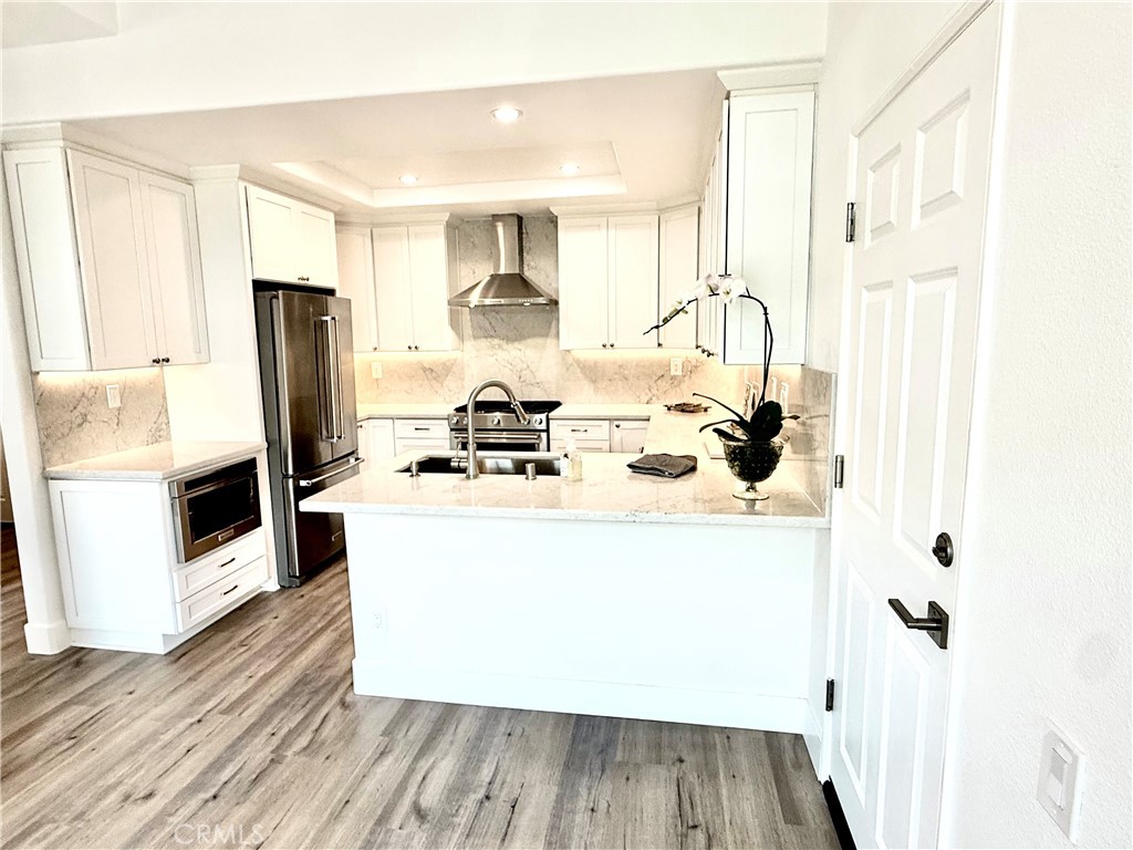 MLS #OC25181911 image #5