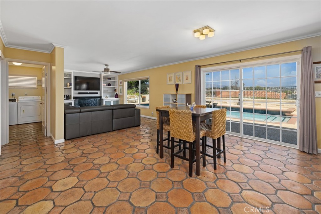 MLS #OC25181974 image #16