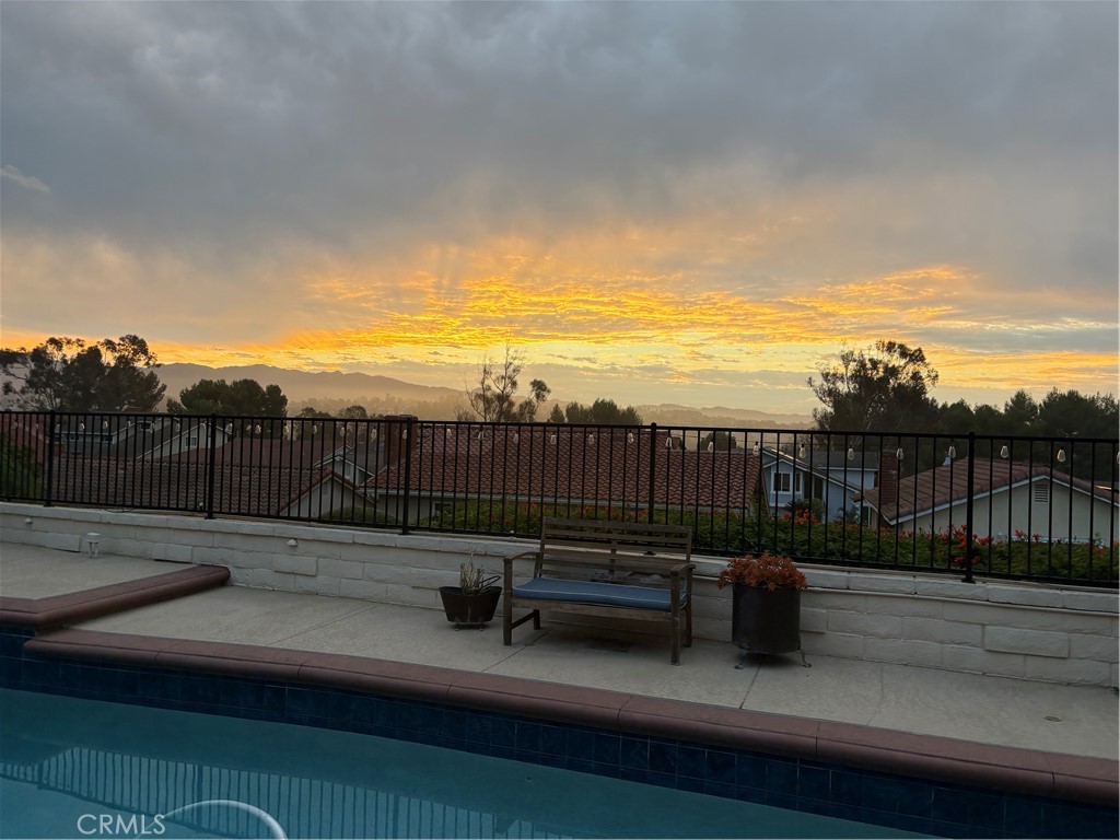 MLS #OC25181974 image #2