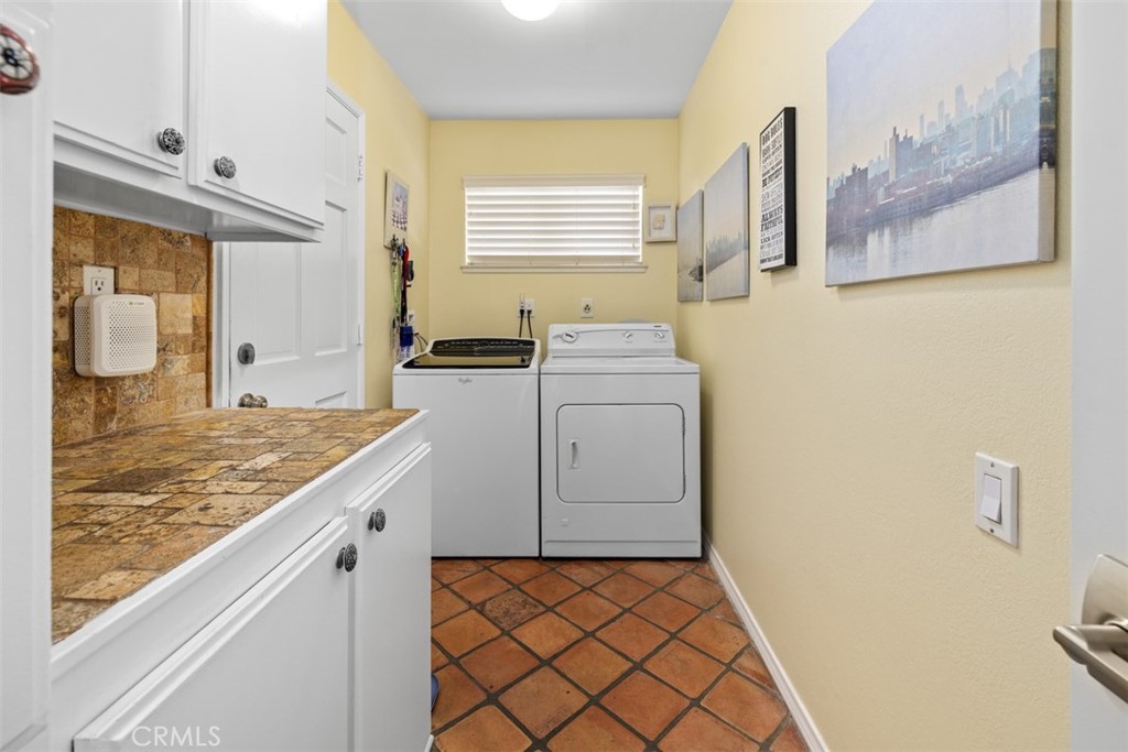 MLS #OC25181974 image #21