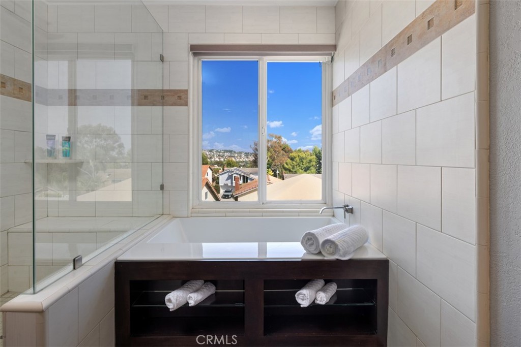 MLS #OC25181974 image #26