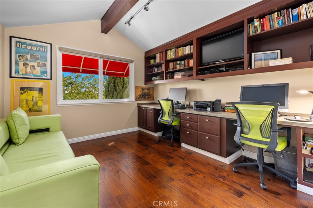 MLS #OC25181974 image #27