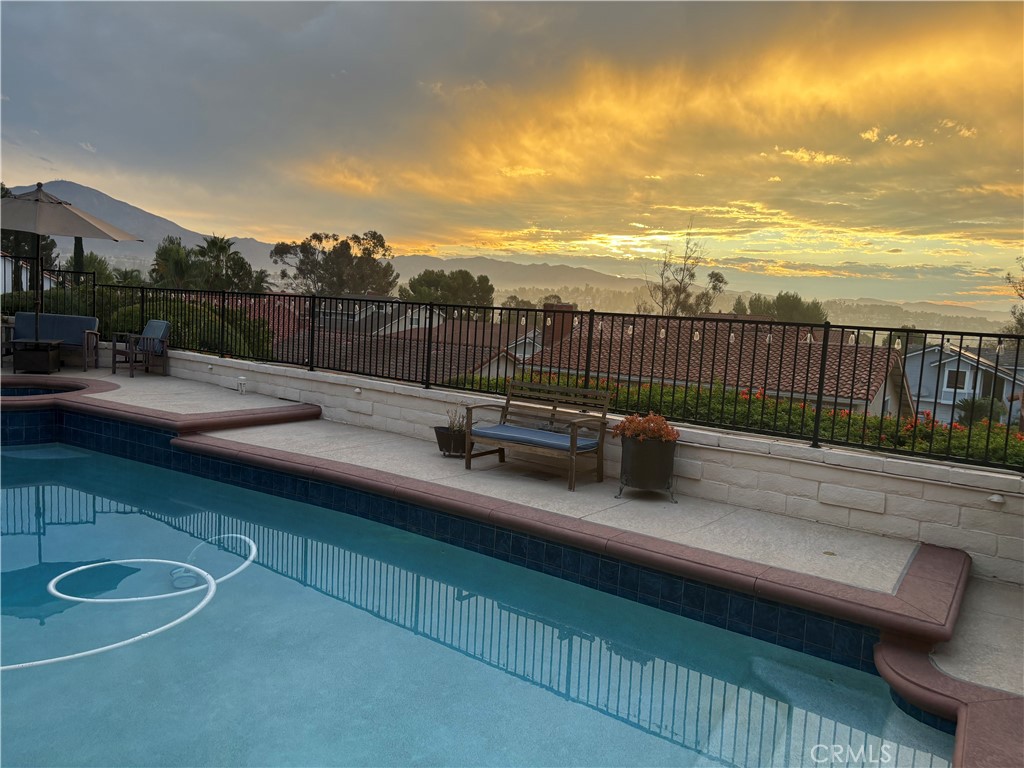 MLS #OC25181974 image #3