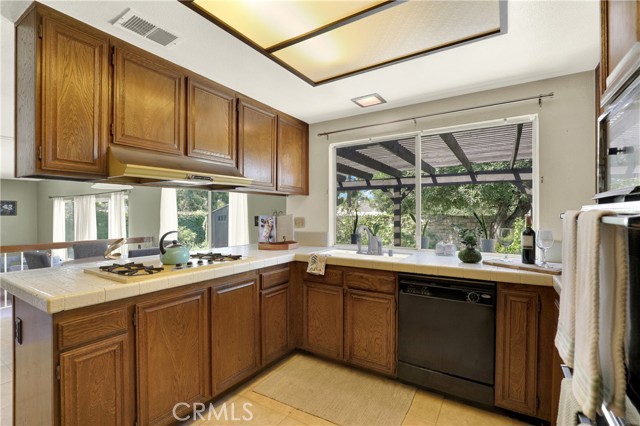 MLS #OC25181982 image #7