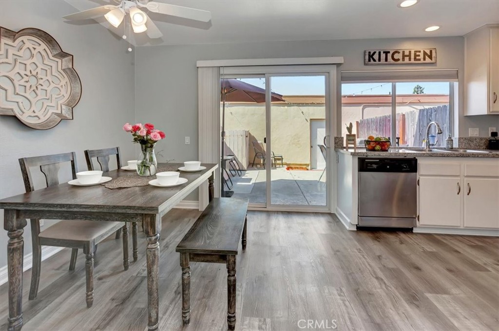 MLS #OC25182044 image #1