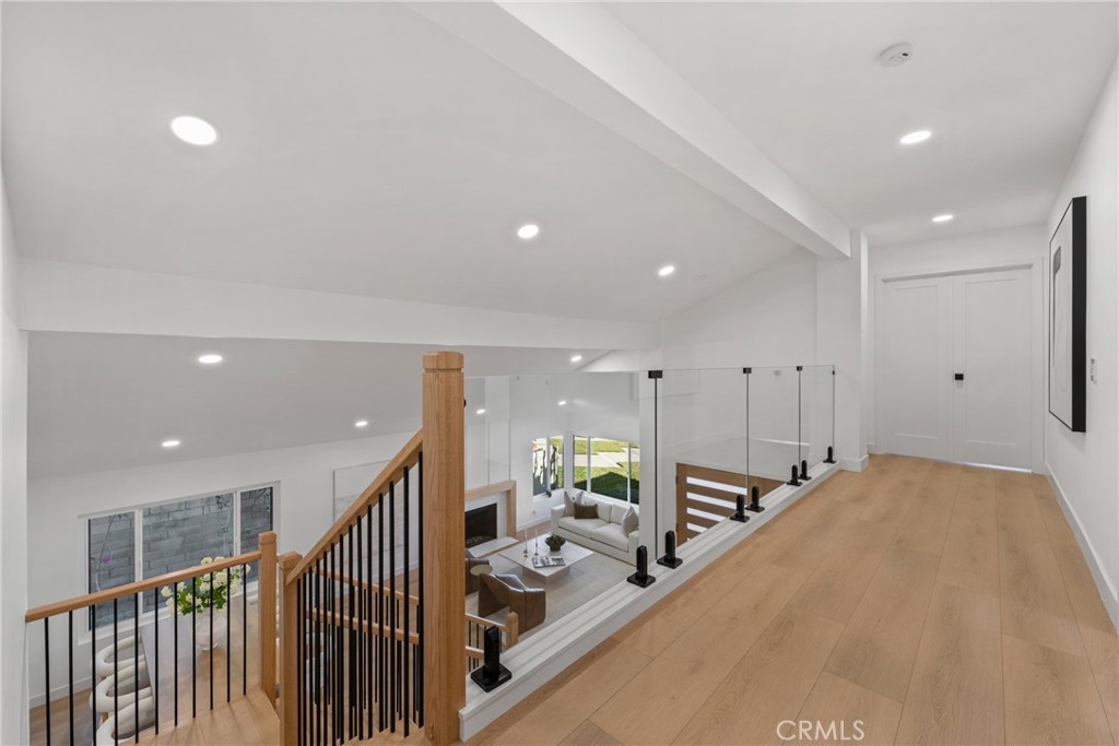 MLS #OC25182071 image #24