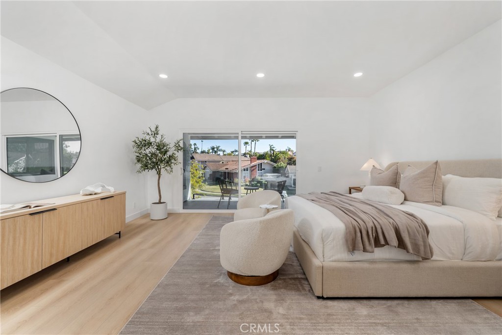 MLS #OC25182071 image #25