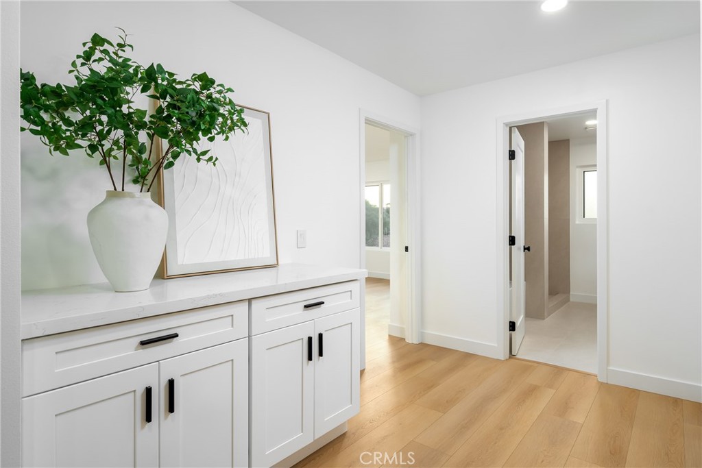 MLS #OC25182071 image #31