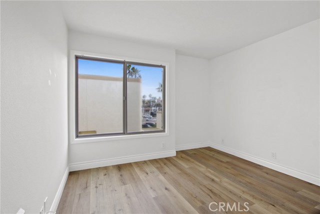 MLS #OC25182074 image #14