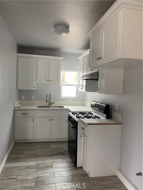 MLS #OC25182136 image #6