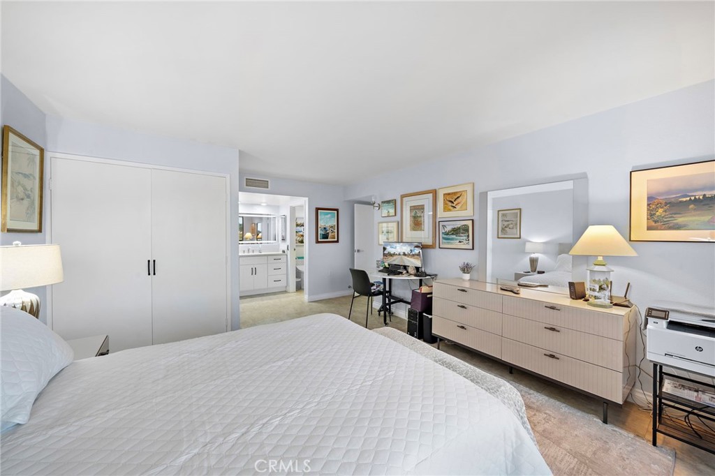 MLS #OC25182261 image #14