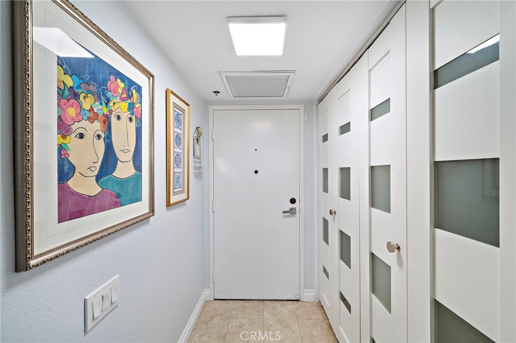 MLS #OC25182261 image #23