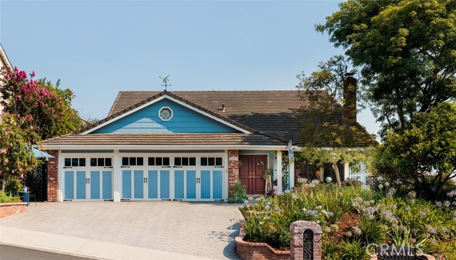 MLS #OC25182290 image #2