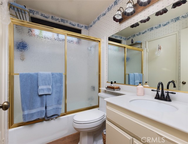 MLS #OC25182290 image #27