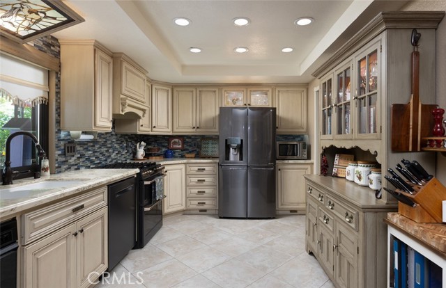 MLS #OC25182290 image #4