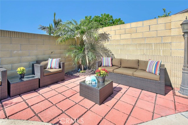 MLS #OC25182386 image #11