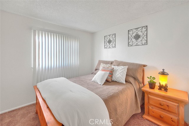 MLS #OC25182386 image #24