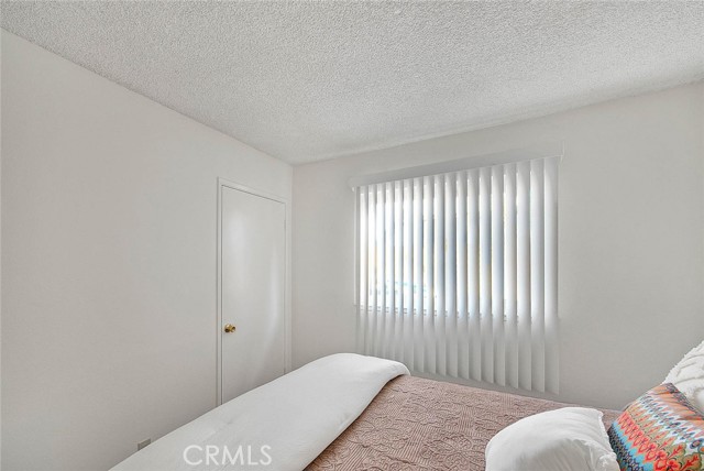 MLS #OC25182386 image #26