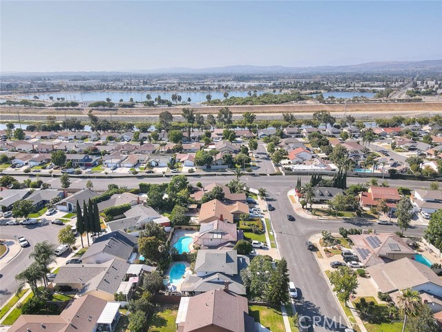 MLS #OC25182386 image #32