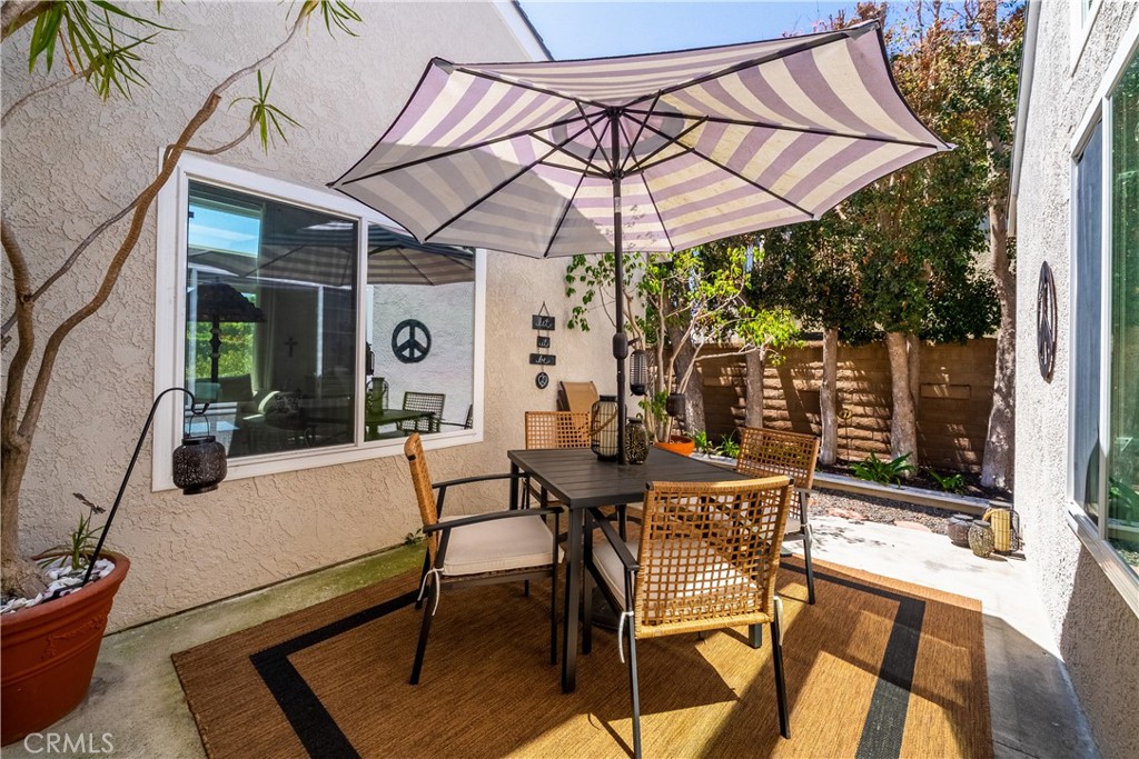 MLS #OC25182616 image #10