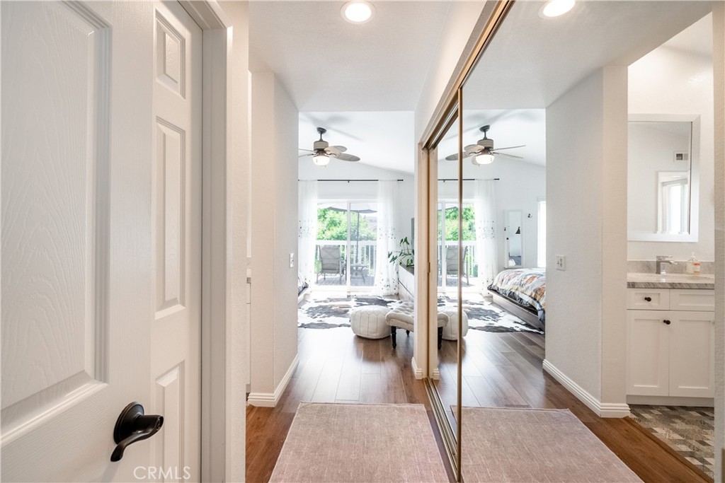 MLS #OC25182616 image #26