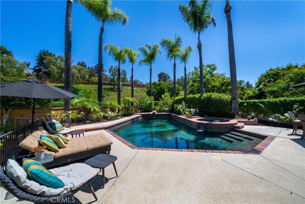 MLS #OC25182616 image #41