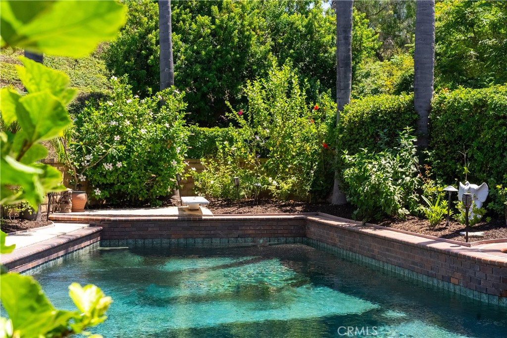 MLS #OC25182616 image #42