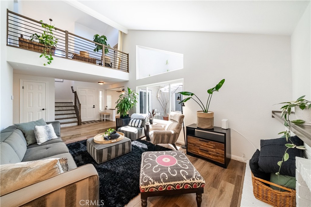 MLS #OC25182616 image #8