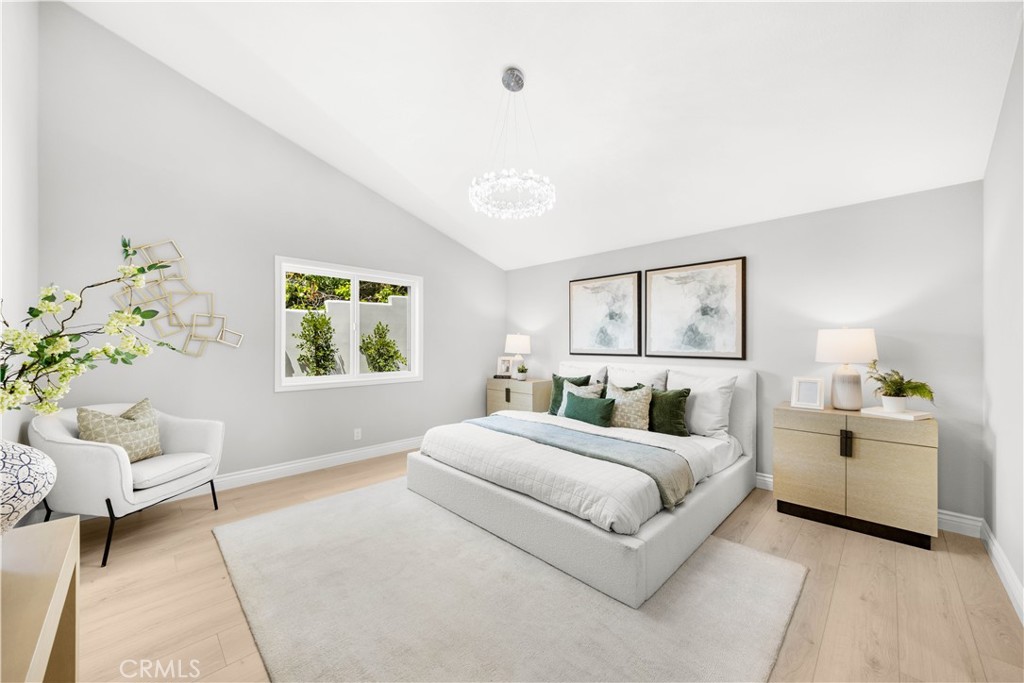 MLS #OC25182637 image #20