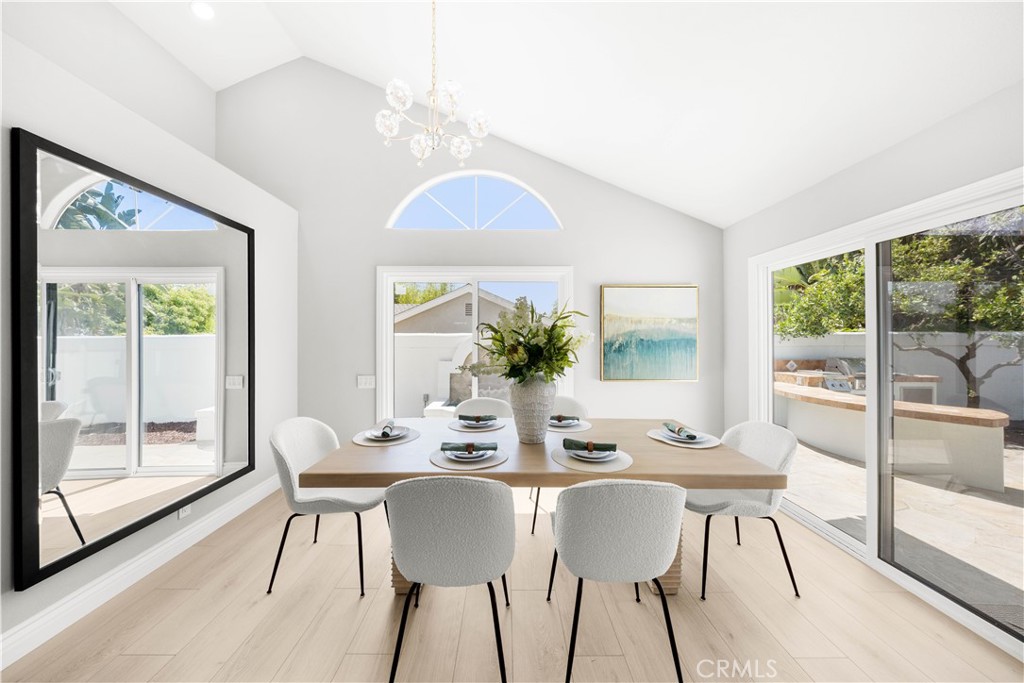 MLS #OC25182637 image #8