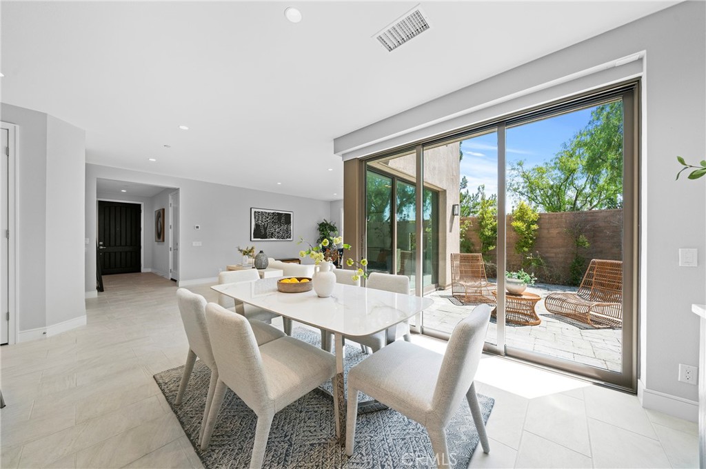 MLS #OC25182658 image #13