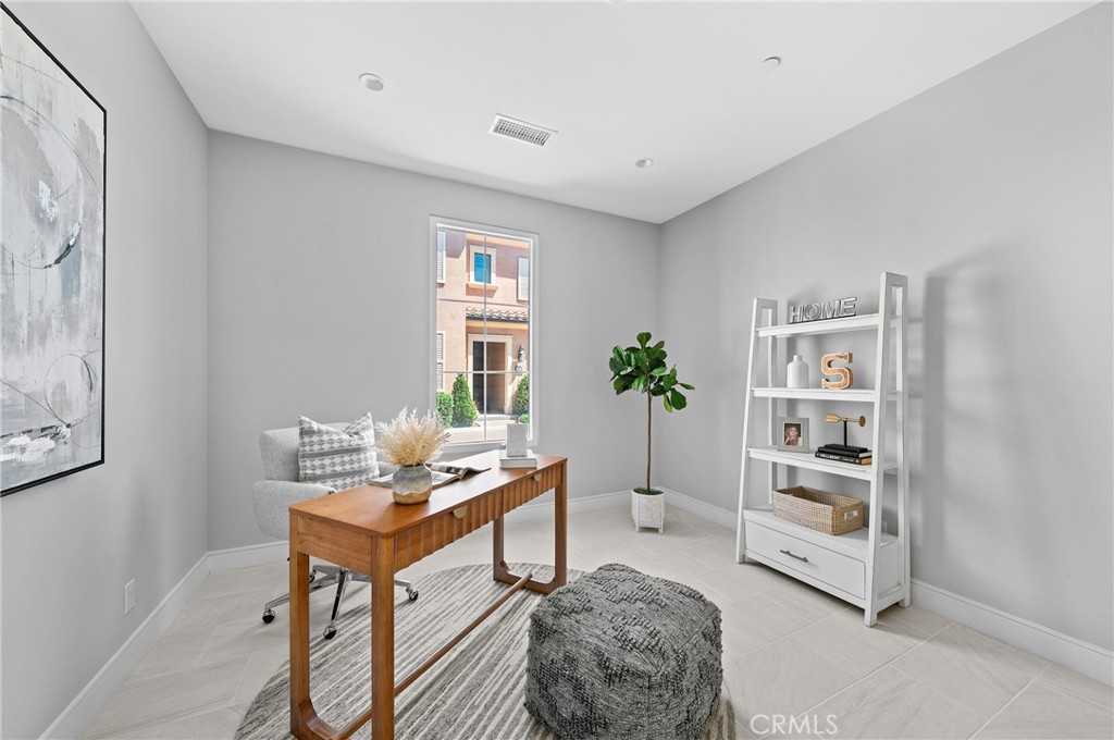 MLS #OC25182658 image #3