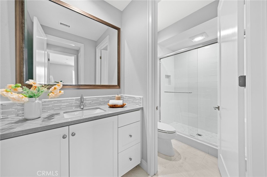 MLS #OC25182658 image #4