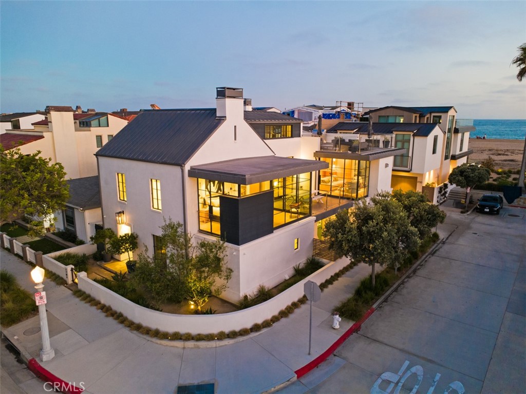 MLS #OC25182686 image #1