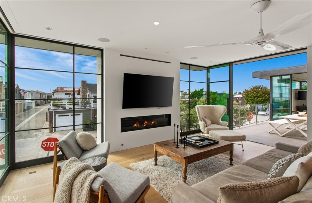 MLS #OC25182686 image #18