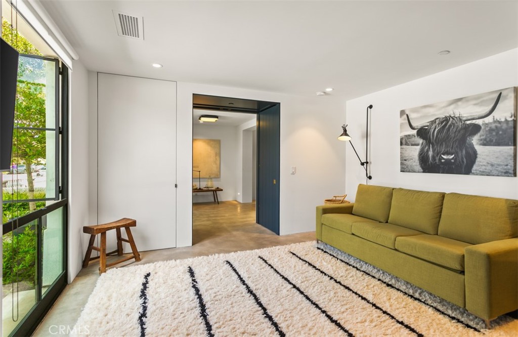 MLS #OC25182686 image #19