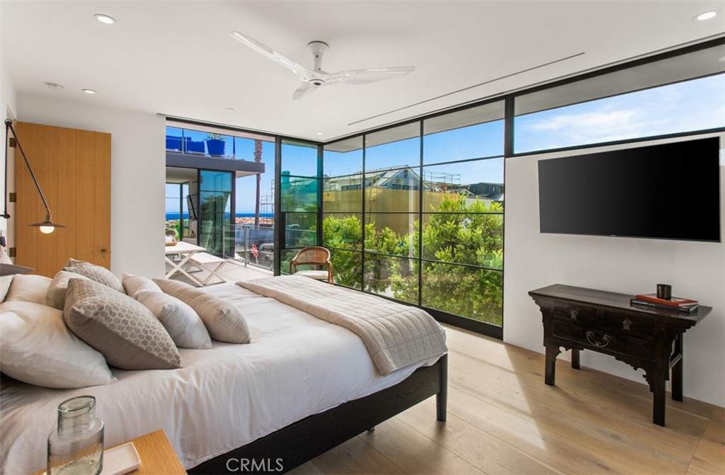 MLS #OC25182686 image #27