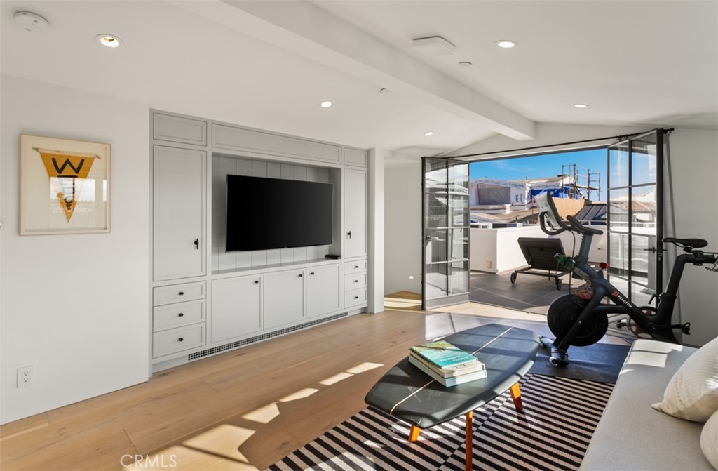 MLS #OC25182686 image #31