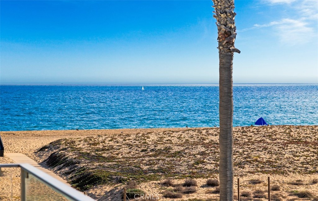 MLS #OC25182686 image #36