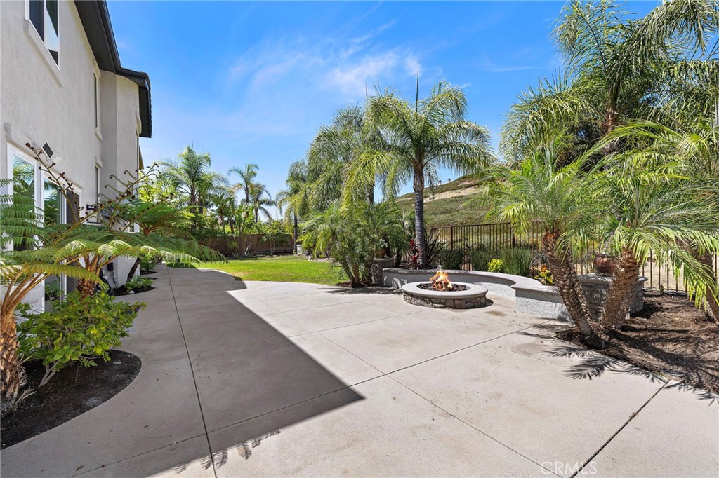 MLS #OC25182725 image #17