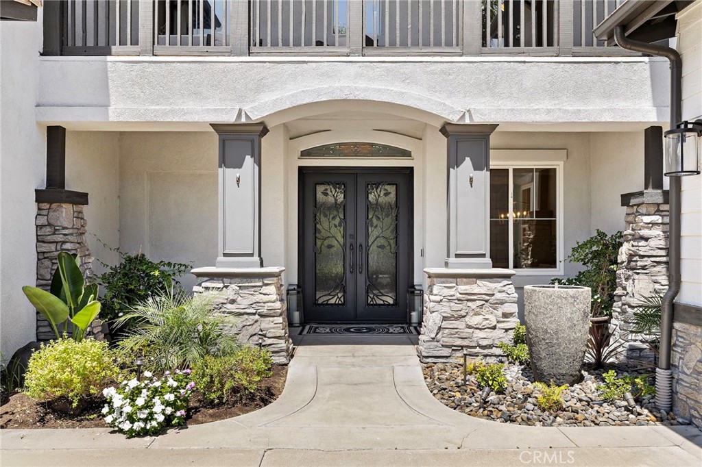 MLS #OC25182725 image #3