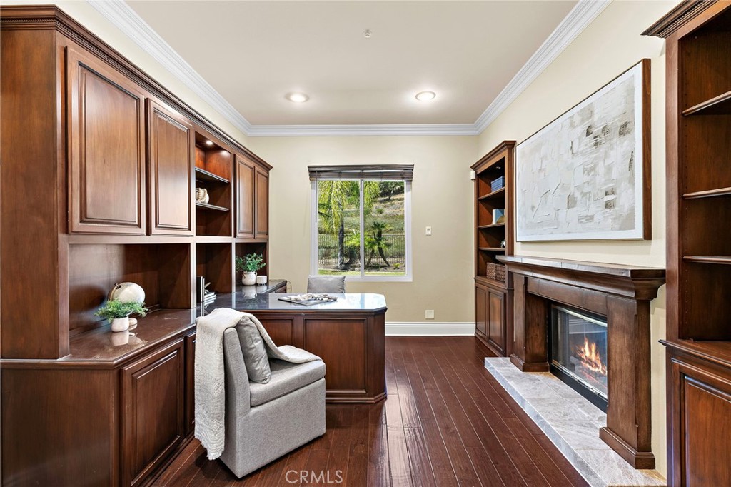 MLS #OC25182725 image #8