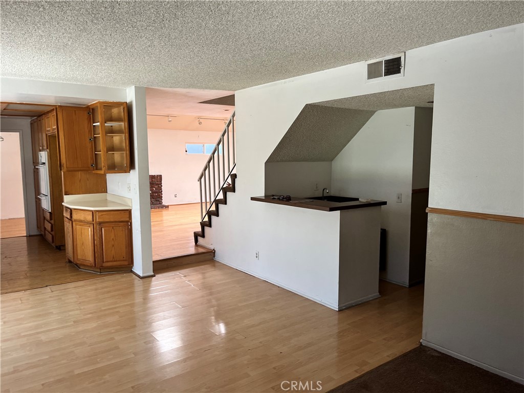 MLS #OC25182739 image #18