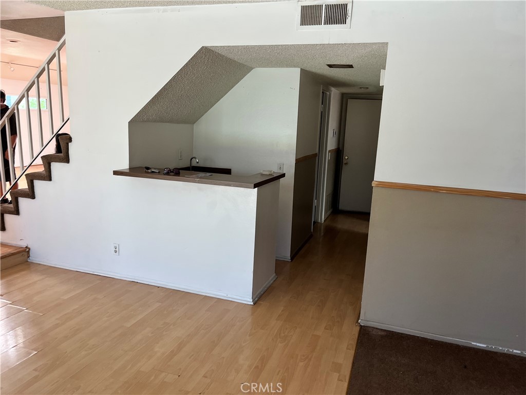 MLS #OC25182739 image #19