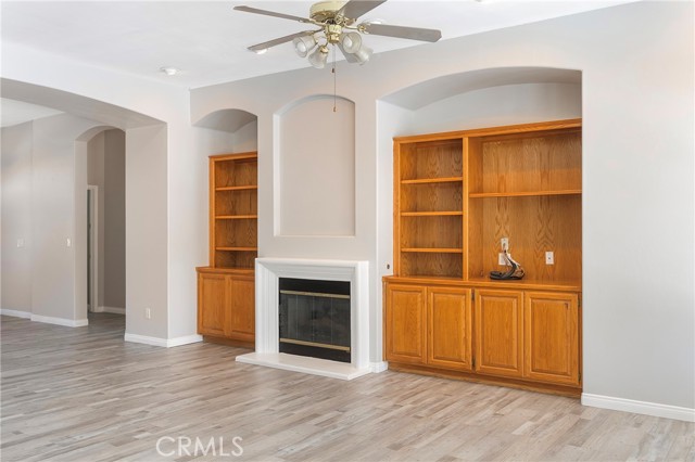 MLS #OC25182765 image #13