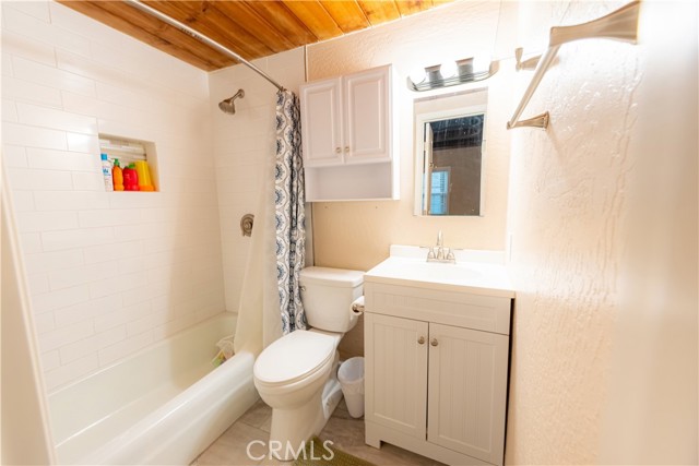 MLS #OC25182776 image #16