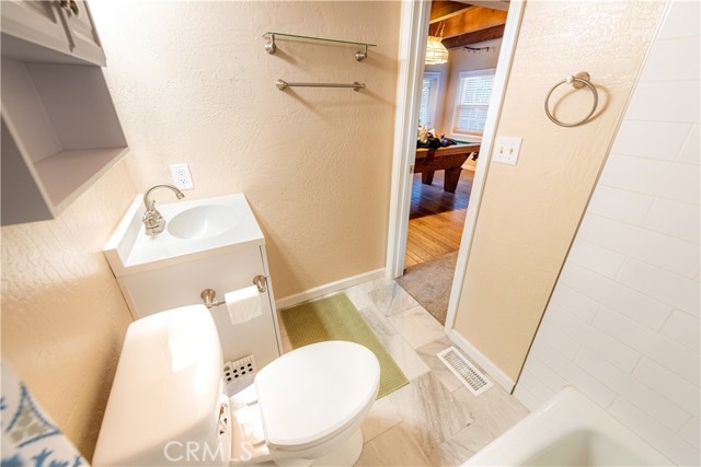 MLS #OC25182776 image #18